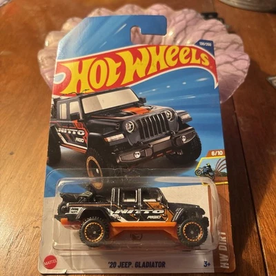 Hot Wheels ’20 Jeep Gladiator Super Treasure Hunt USLC L2593 Assortment  - Image 1 of 4