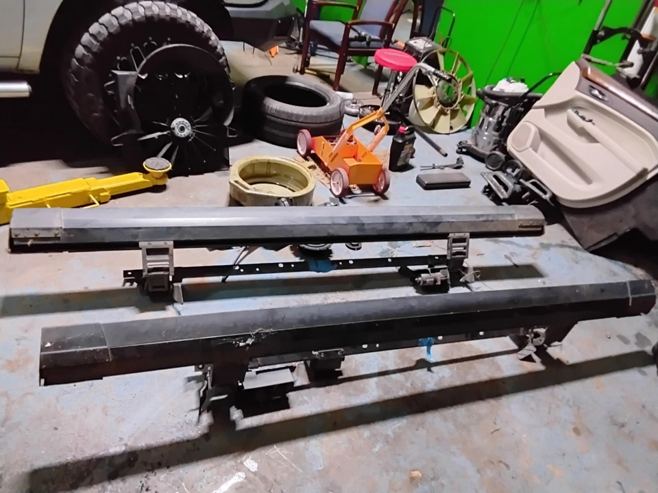 Electric Step Running Borads - Image 1 of 1