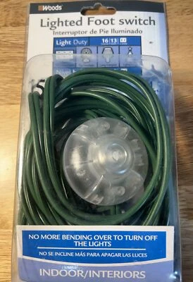 Woods Indoor Extension Cord With Lighted Foot Switch And 3 Outlets. #10203 - Image 1 of 4