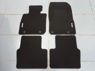 Satz 4 Fußmatten ORIGINAL MAZDA CX3 2015-2023 LUXURY DD2G-V0-320 - Bild 1 von 4