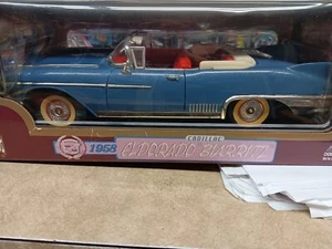 Road Legends 1958 Cadillac Eldorado Barritz 1/18 scale diecast - Picture 1 of 1