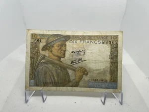 1940 s France 10 Francs Banknote - Choose One - Picture 1 of 7
