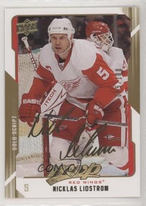 2008-09 Upper Deck MVP Gold Script /100 Nicklas Lidstrom #108 HOF