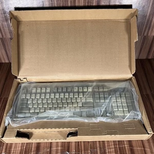 Vintage Quantex KB-6323 PS/2 Keyboard Windows Keys Wired Beige OEM Open Box - Picture 1 of 12