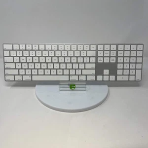Apple Magic Keyboard with Numeric Keypad White - Picture 1 of 7