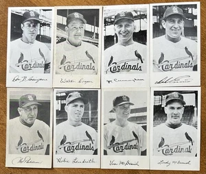 ( 16 ) 1957 St Louis Cardinals Team Issue Postcards Stan Musial - Picture 1 of 4