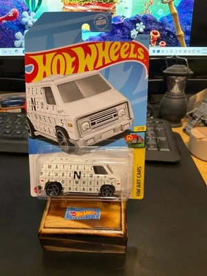 Hot Wheels Art Cars 2023 "Furgoneta años 70" #16 Foto 1 de 4