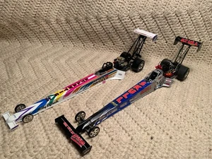 Lote de acción 1/24 de 2 Psych-O-Delic TF Dragsters Segrini/Skull Groovy - Imagen 1 de 18