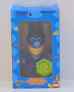 The Beatles Yellow Submarine 3" Glow-in-Dark Blue Meanie Titans figura de vinilo. RARO - Imagen 1 de 9