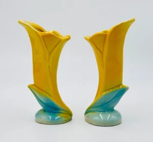 Shawnee USA Yellow and Blue Small Lily Vases Pair of Two Woolworth Sticker EUC - Picture 1 of 6