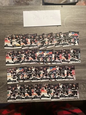 1991-92 Pro Set Los Angeles Kings 30+ Card Team Lot - Image 1 of 4