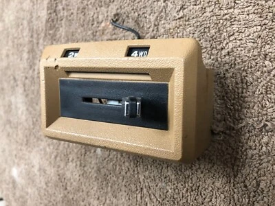 吉普 Grand Wagoneer:1984、1985、1986、1987 - 1991,4x4 真空选择器开关 — 第 1/4 张图片