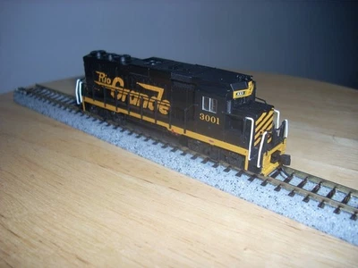 N scale NEW ATLAS D&RGW GP30 FACTORY DCC & ESU SOUND W/CABOOSE FREE SHIP - Image 1 of 4