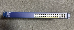 Netgear FS728TP ProSafe 26 + 2 Smart Switch with PoE - With EARS - Afbeelding 1 van 3
