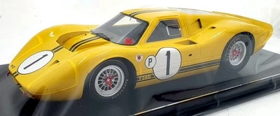 Spark 1/18 Scale Resin 18SE67 - Ford GT40 Mk IV Sebring 12H 1967 Winner - Image 1 of 4