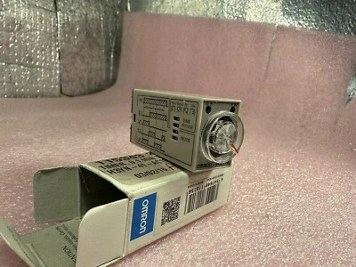OMRON H3YN-41 TIMER H3YN - Image 1 of 4