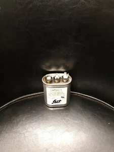 FAST RU CAP32015 20/15 MFD DUAL RUN CAPACITOR 50/60HZ NEW IN BOX - Picture 1 of 2