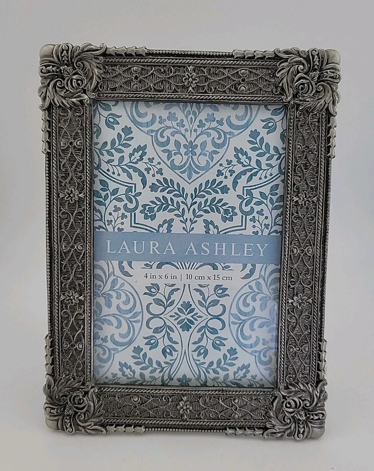 LAURA ASHLEY 4x6 PHOTO FRAME Silver Metal W/Intricate Floral Edges BEAUTIFUL!  - Image 1 of 4