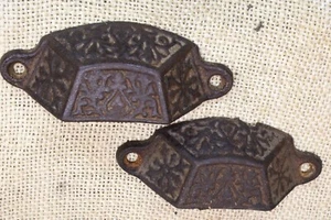 2 Old Drawer Bin Pulls 3 3/8” Handles Rustic Antique Vintage 1880'S Cast Iron - Picture 1 of 11