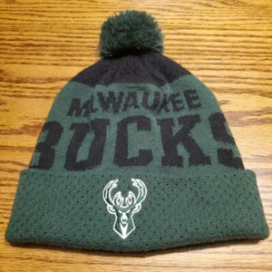 Milwaukee Bucks Hat Beanie Cap Mens One Size Green Pom Pom NBA Basketball Youth - Picture 1 of 9