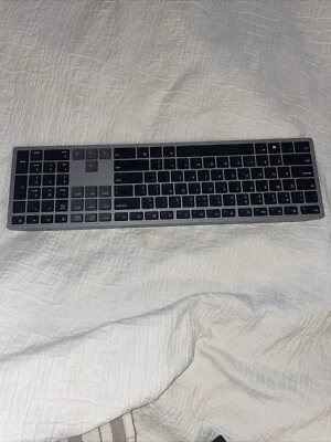 New Dell Wireless bluetooth keyboard - Image 1 of 2