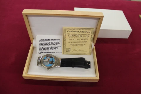 1995 CAL RIPKEN JR 2,131 The Ironman Watch Limited Edition Ripken Watch Orioles Cover