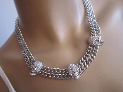 Damen Collier Hals Kette kurz Modekette Silber 3 x Strass Totenkopf Skull Trend - Bild 1 von 4