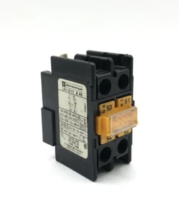 Bloque de contactos auxiliares contactor Telemecanique LA1 D11 A65 - Imagen 1 de 7