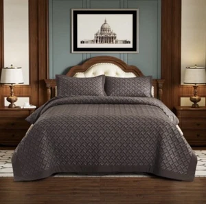 Bedspread Queen Size Luxurious Coverlet Quilt Reversible Bed Set for All Seasons - Picture 1 of 6