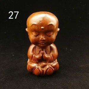 Statuina monaco intagliata a mano Laos legno artigianale wenwan regalo portatile ornamento - Foto 1 di 3