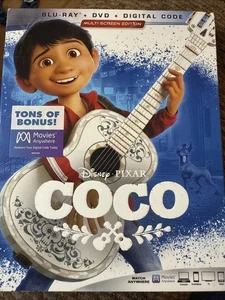 Disney PIXAR, Coco (Blu-ray + DVD, 2017) 3 Disc with Slipcover - Bild 1 von 2