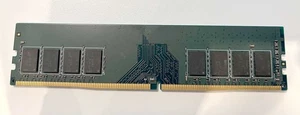 8GB DDR4 DIMM Memory Module - Picture 1 of 1