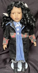 Afroamerikanische Porzellanpuppe 15 Zoll groß - Bild 1 von 14