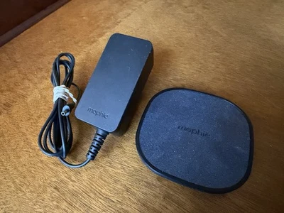 Mophie 15W Wireless Charging Pad Black - Image 1 of 4