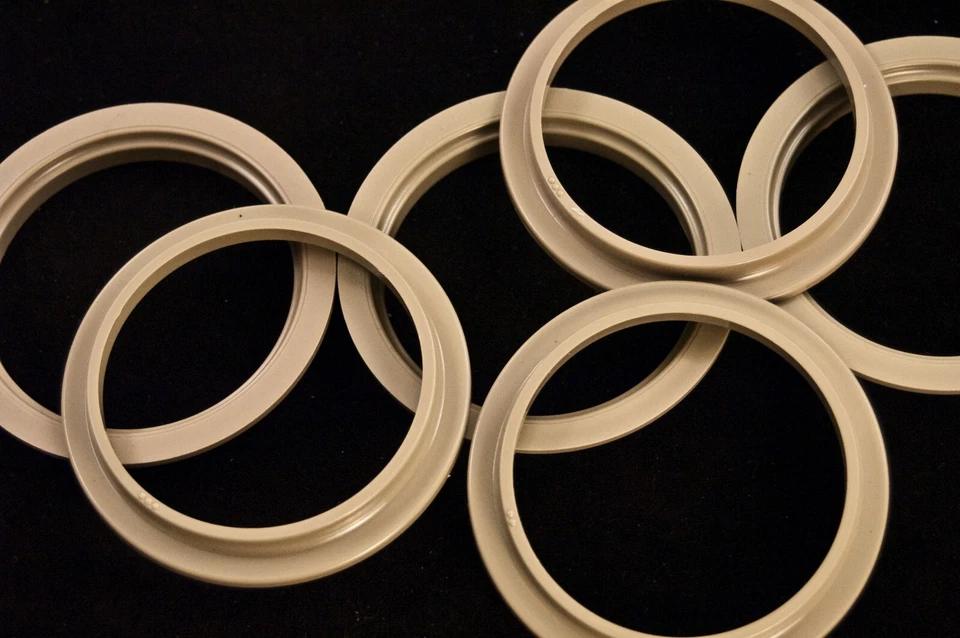 Juego de 3 Anillos PENTAIR GloBrite Color, Beige (para 620040 Luces LED Piscina) Foto 1 de 1