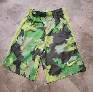 NIKE Boys' Basketball Shorts Dri-FIT Green Size L ,great Condition - Picture 1 of 9