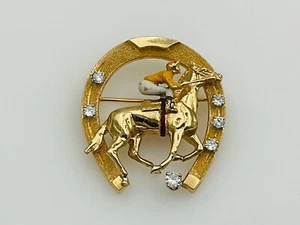 14K Yellow Gold Enameled Horse Shoe & Jockey Diamond Brooch Pin Pendant Vintage - Picture 1 of 7