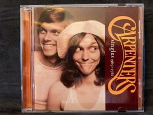 CARPENTERS Singles 1969-1981 (CD,-2000, A & M) LIKE NEW - Foto 1 di 3