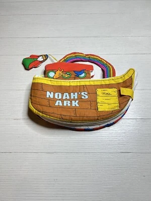 Libro de tela Baby’s First Book Club 2003 vintage “Arca de Noé” Foto 1 de 4