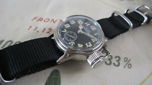  WW2 ELGIN USN BUSHIPS MILITARY WATCH with NEW FROGMAN CASE