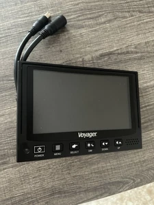 Voyager VOM74WP 7'' Quad Screen LCD Video Monitor - (4) Video inputs - Picture 1 of 3