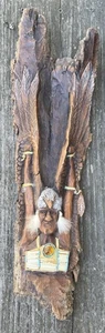 Geschnitzte Volkskunst Indianer signiert J. Moyer Holzkunstwerk Adlerfeder 20 Zoll - Bild 1 von 12