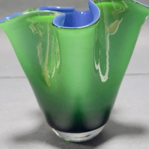 Taschentuch Glas Vase grün und blau Handarbeit mundgeblasen gekräuselt - Bild 1 von 17