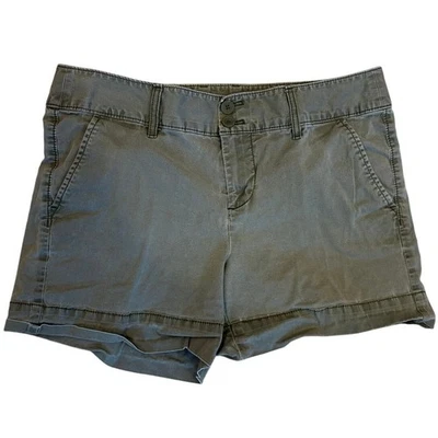  Woman's Caslon Shorts Cotton Spandex Blend Mid Rise Vintage Green Wash Size 10 - Image 1 of 4