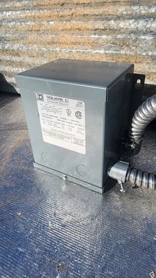 Transformer, buck boost, encapsulated, 0.5kVA, 1 phase, 120x240V primary, 12/24V - Image 1 of 3