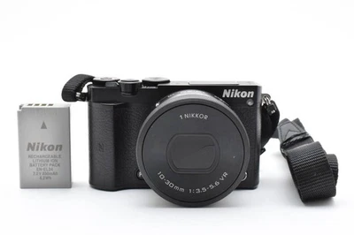 Cuerpo Nikon 1 J5 con 1 lente NIKKOR VR 10-30 mm F3,5-5,6 PD-ZOOM N835A427-10 - Imagen 1 de 4