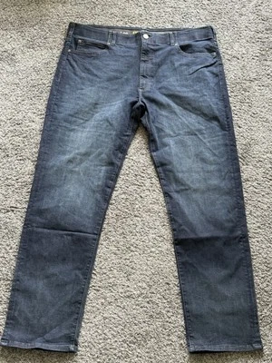 Reforço masculino Lee movimento extremo ajuste reto desempenho perna cônica 42x34 flexível - Imagem 1 de 4