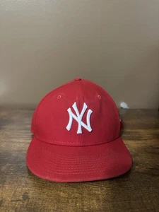 Gorra roja para hombre New York Yankees 59Fifty SnapBack talla 7 1/4 - Imagen 1 de 4