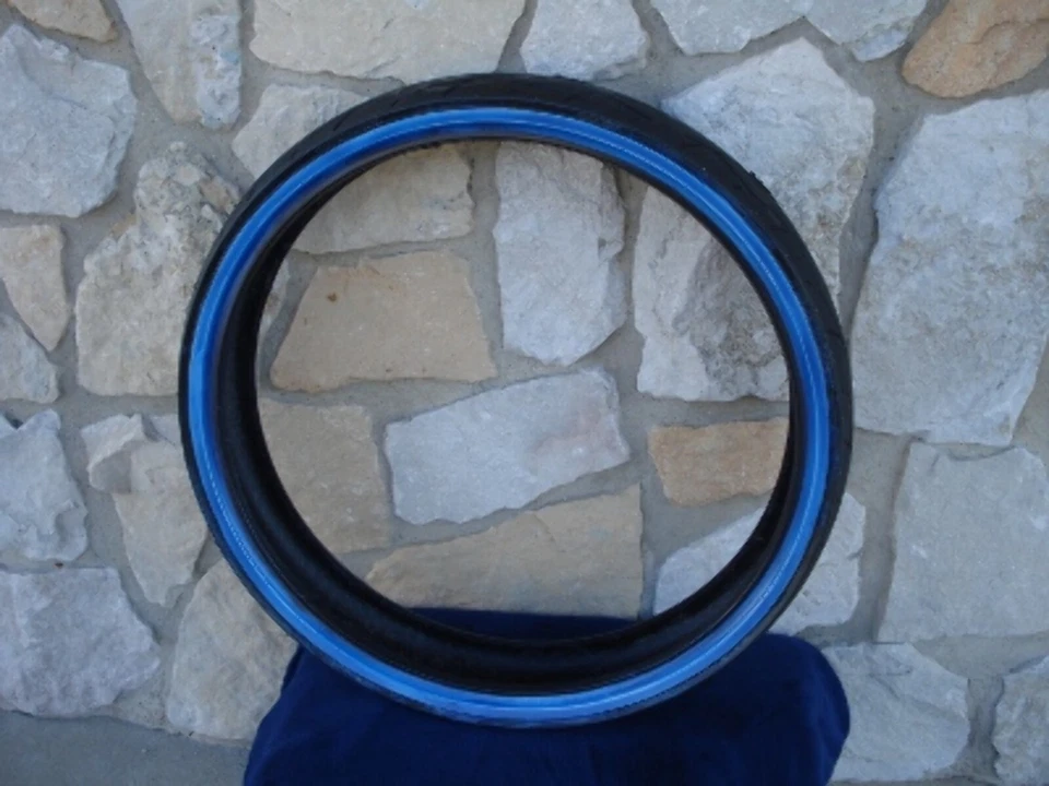 Neumático delantero 120/50-26 VEE GOMA PARED BLANCA PARA HARLEY W30214 Foto 1 de 1