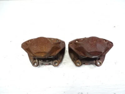 81 pinzas de freno delanteras mercedes r107 380sl Foto 1 de 4